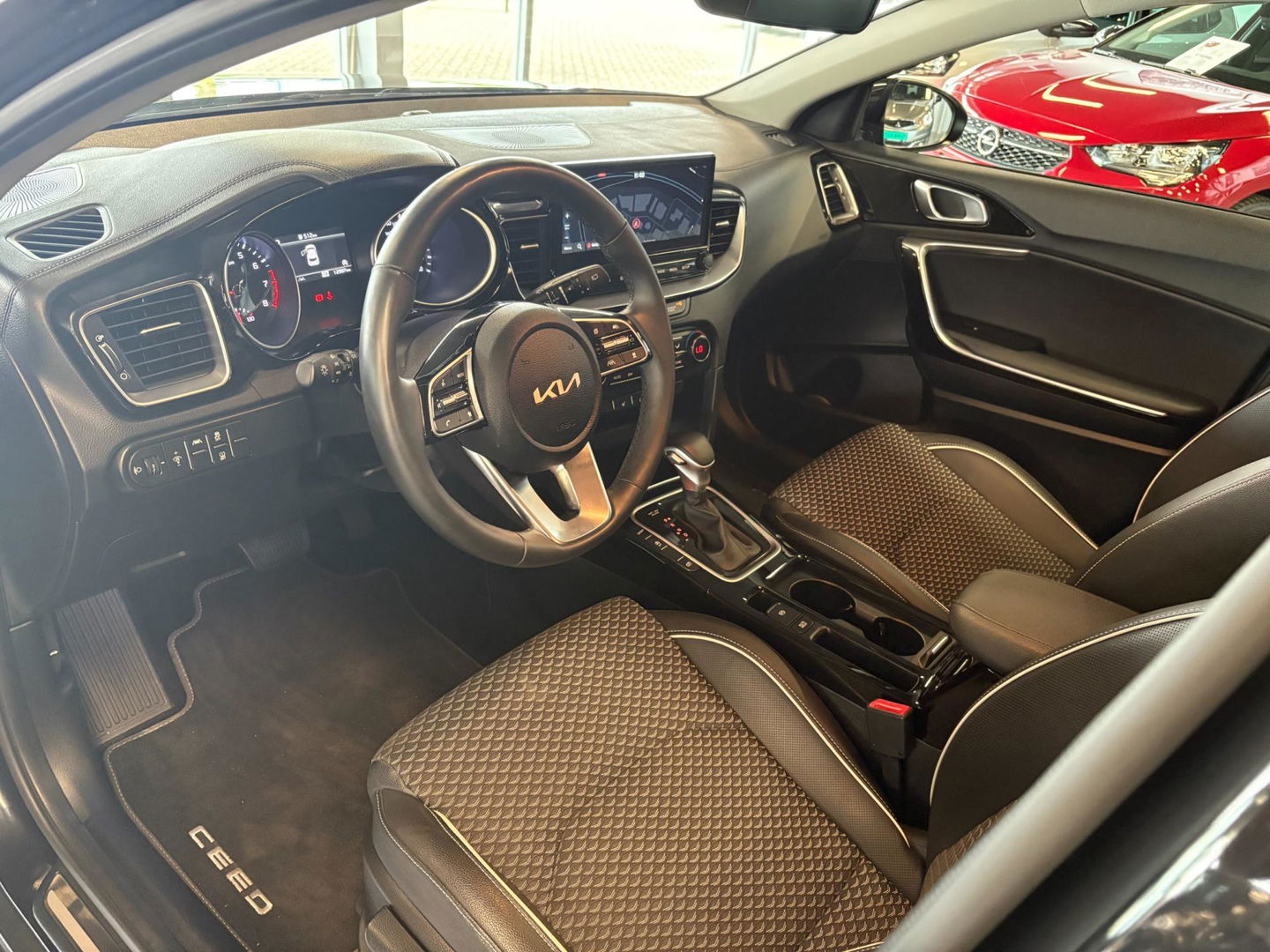Kia Xceed 1.5 T-GDi GT-Line , Black pakket !!