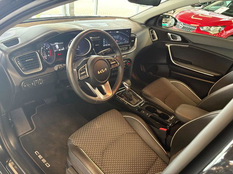 Kia Xceed 1.5 T-GDi GT-Line , Black pakket !!