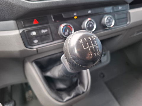 Volkswagen Crafter 35 2.0 TDI L3H3 Trendline AIRCO / CRUISE CONTROLE / CAMERA / EURO 6 / L2H2