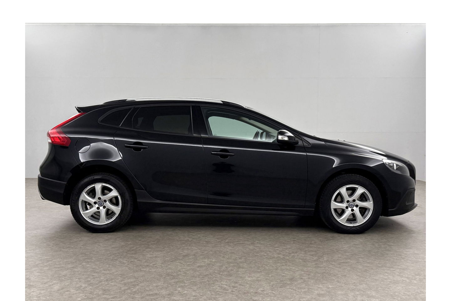 Volvo V40 1.6 T4 Cross Country 180PK Airco Cruise Navigatie Parkeersensoren 16"LMV