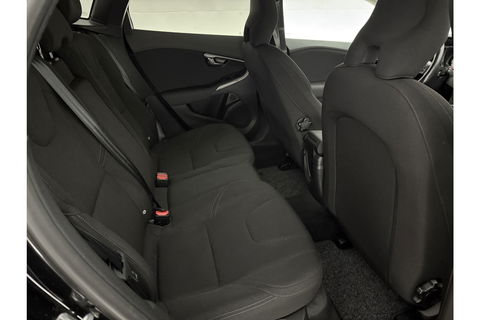 Volvo V40 1.6 T4 Cross Country 180PK Airco Cruise Navigatie Parkeersensoren 16"LMV