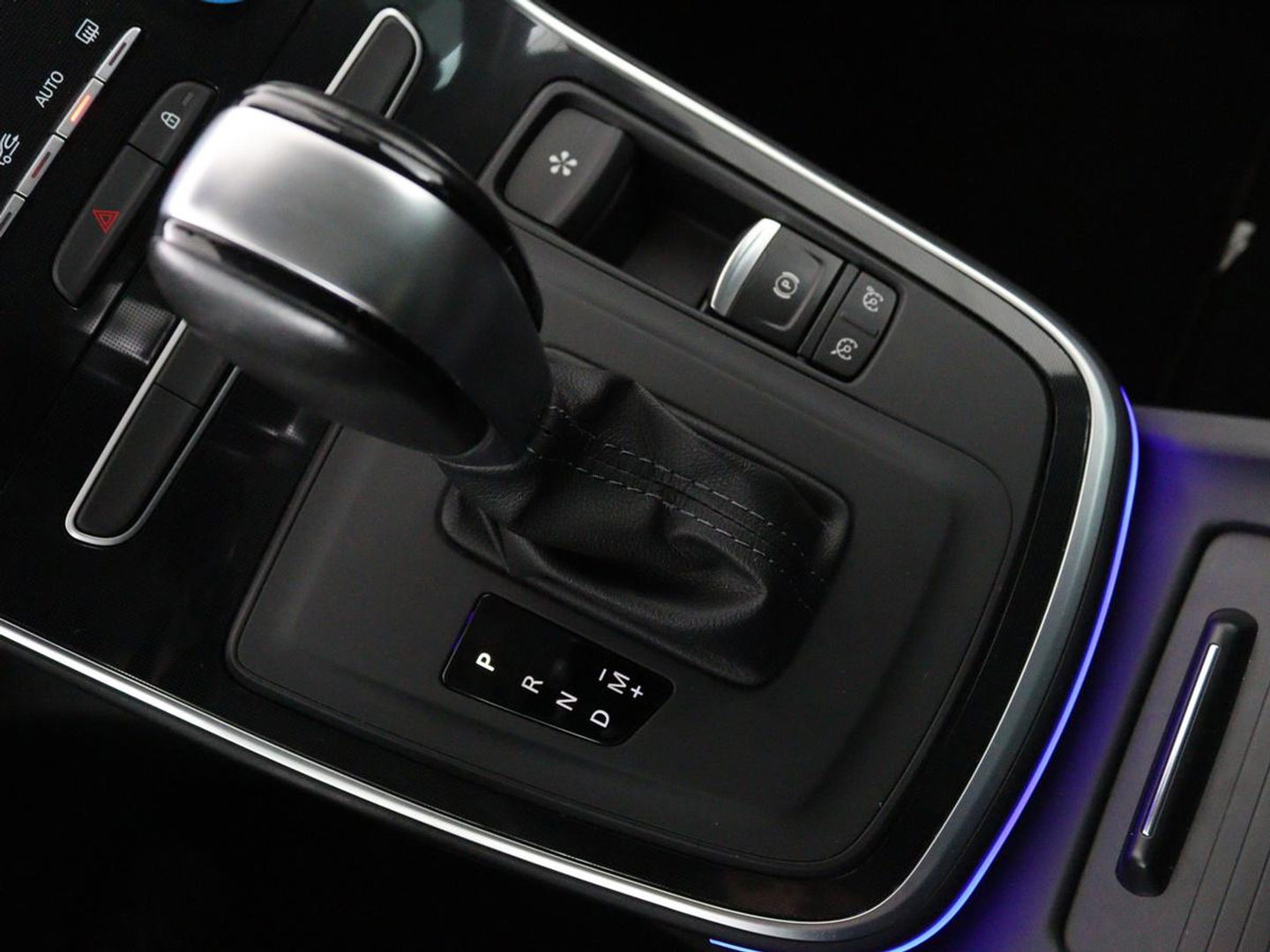 Renault Scénic 1.3 TCe Bose | Automaat | Camera | Massage | Carplay | Navigatie | Keyless | Full LED | Climate control | Dodehoek detectie