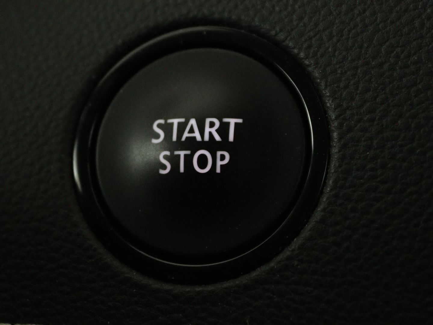 Renault Scénic 1.3 TCe Bose | Automaat | Camera | Massage | Carplay | Navigatie | Keyless | Full LED | Climate control | Dodehoek detectie