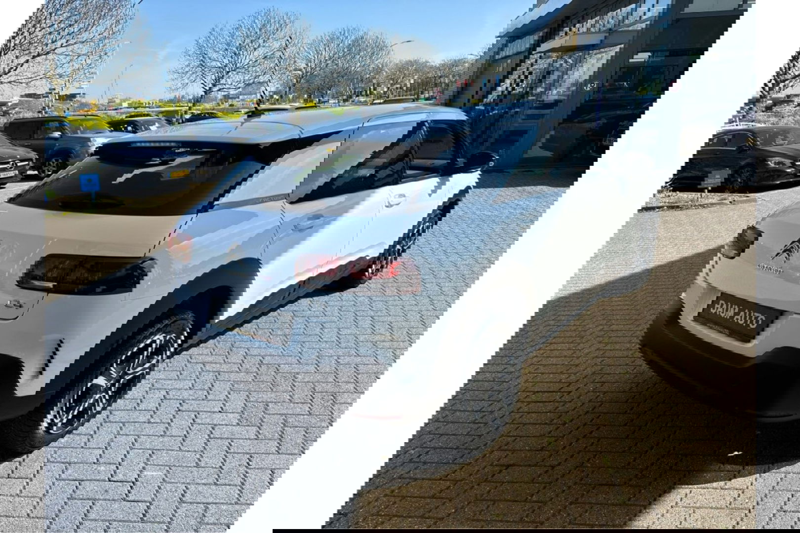 Citroën C4 Cactus 1.2 PURETECH 110PK FEEL ED. AIRCO CAPLAY NAVI PDC