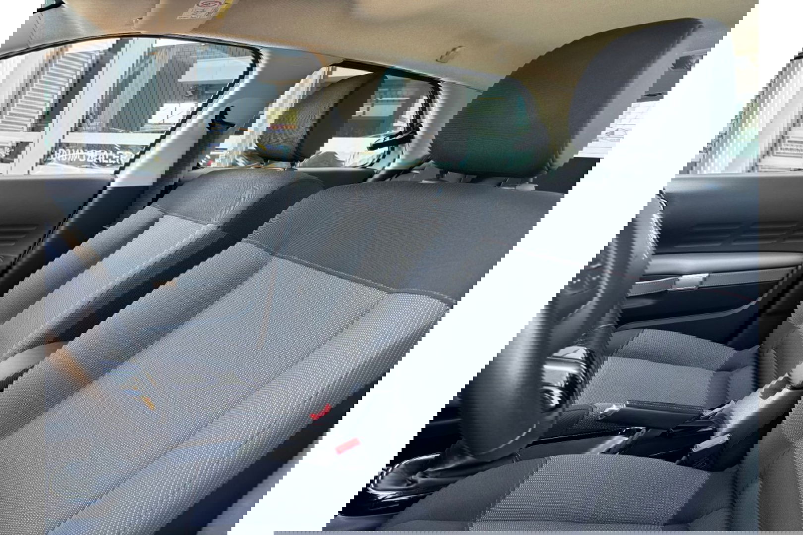 Citroën C4 Cactus 1.2 PURETECH 110PK FEEL ED. AIRCO CAPLAY NAVI PDC