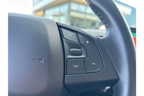 Citroën C4 Cactus 1.2 PURETECH 110PK FEEL ED. AIRCO CAPLAY NAVI PDC