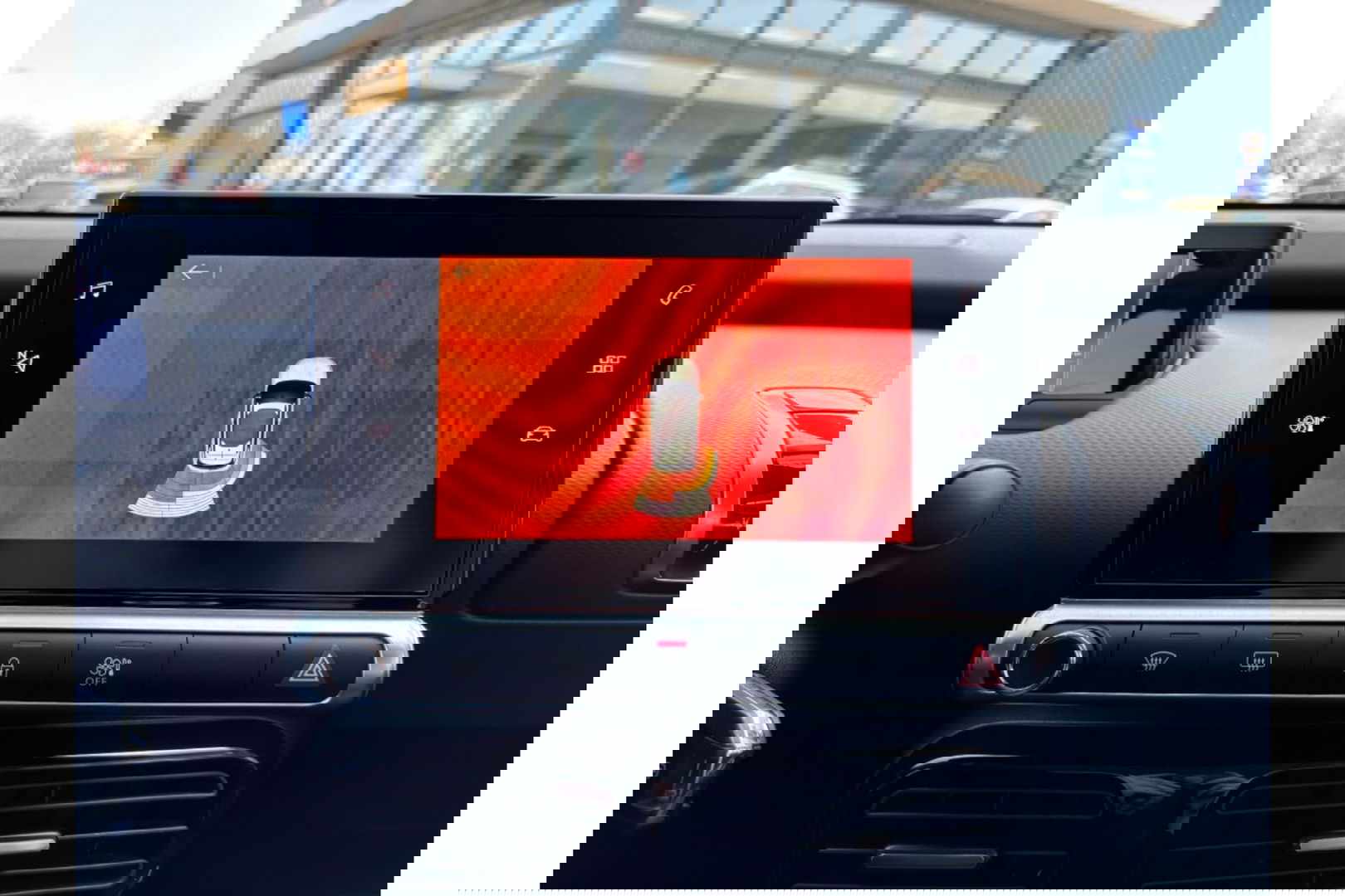 Citroën C4 Cactus 1.2 PURETECH 110PK FEEL ED. AIRCO CAPLAY NAVI PDC