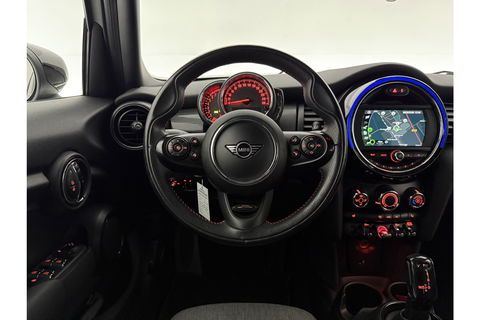 MINI Cooper 1.5 Cooper Business Edition LED Carplay Clima Cruise Navigatie 16"LMV PDC Stoelverwarming