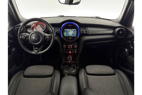 MINI Cooper 1.5 Cooper Business Edition LED Carplay Clima Cruise Navigatie 16"LMV PDC Stoelverwarming