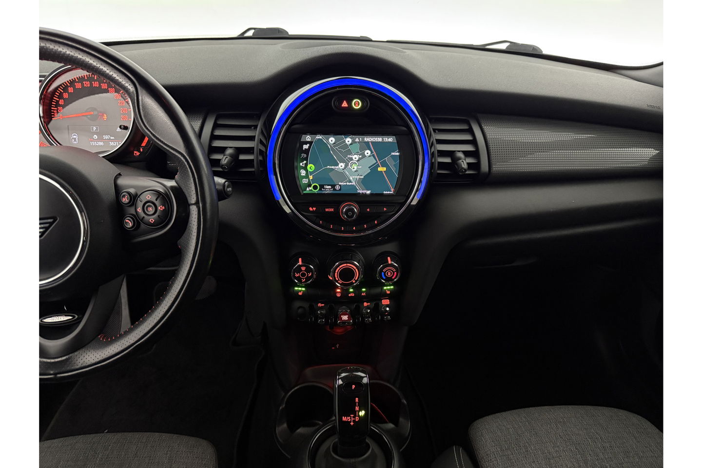 MINI Cooper 1.5 Cooper Business Edition LED Carplay Clima Cruise Navigatie 16"LMV PDC Stoelverwarming