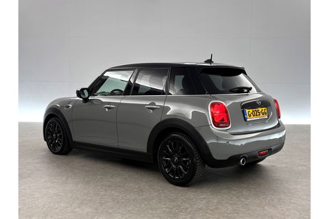 MINI Cooper 1.5 Cooper Business Edition LED Carplay Clima Cruise Navigatie 16"LMV PDC Stoelverwarming