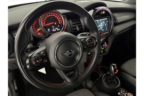 MINI Cooper 1.5 Cooper Business Edition LED Carplay Clima Cruise Navigatie 16"LMV PDC Stoelverwarming