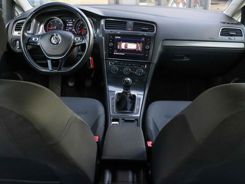 Volkswagen GOLF Variant 1.6 TDI Comfortline | Trekhaak | PDC V+A |