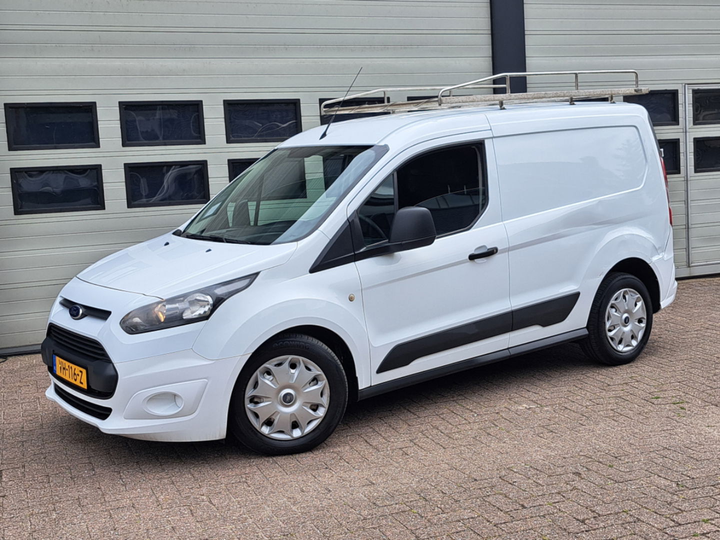 Ford Transit Connect 1.6 TDCI 75pk - Imperiaal - Trekhaak - Airco