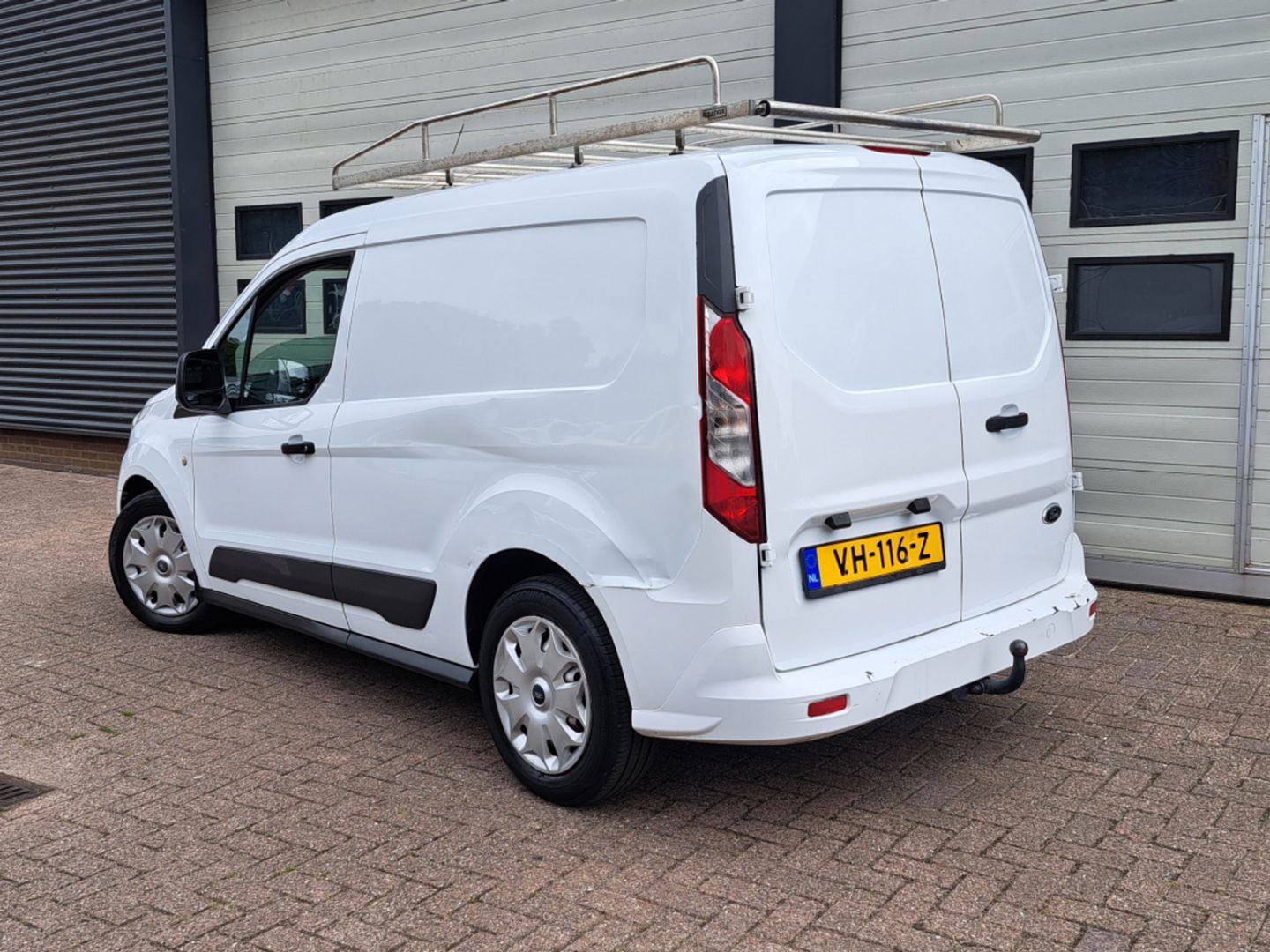 Ford Transit Connect 1.6 TDCI 75pk - Imperiaal - Trekhaak - Airco