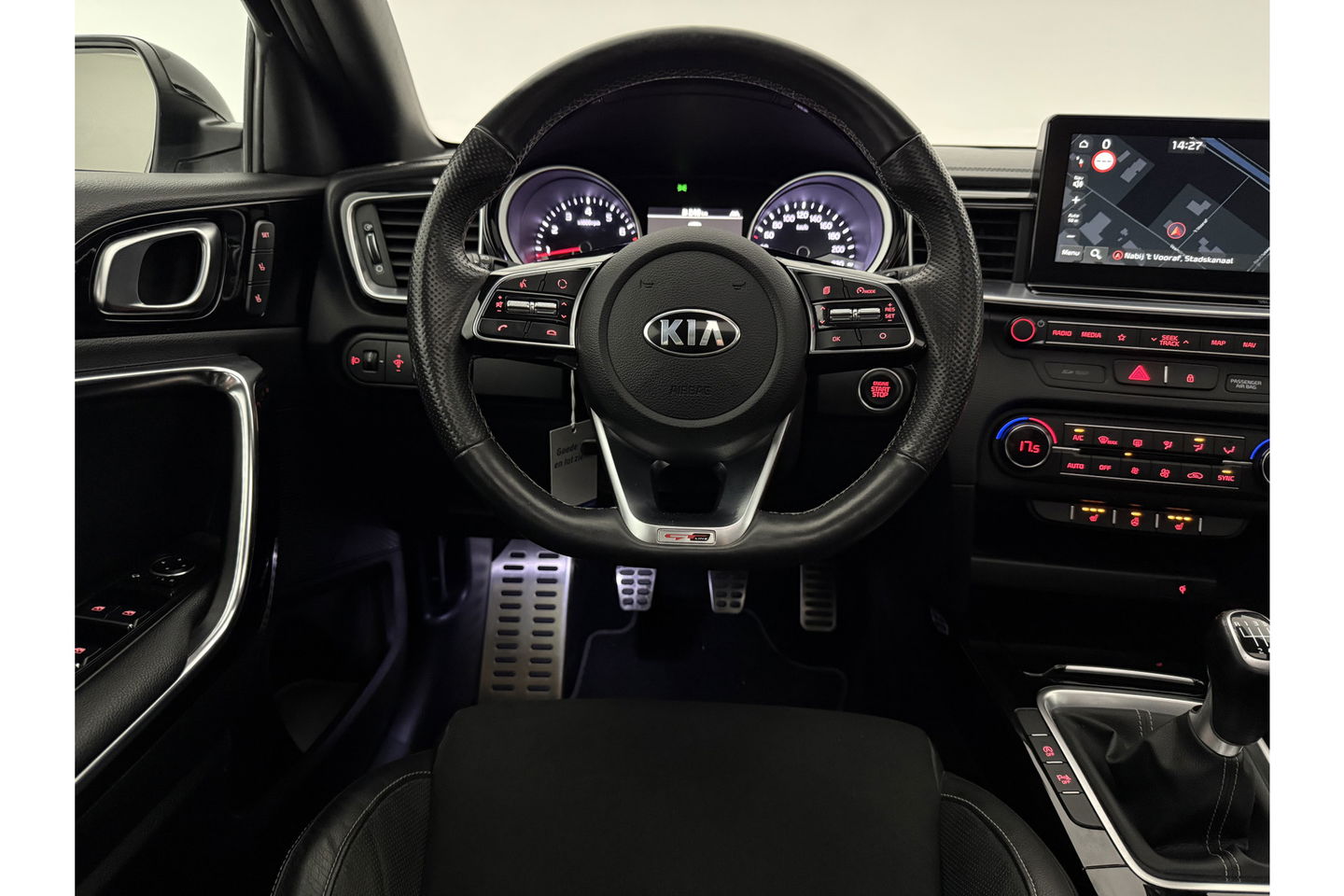 Kia pro_cee'd 1.4 T-GDI GT-PlusLine 140PK Pano Memory JBL Audio Parelmoer LED Clima Cruise Camera Carplay Navi PDC 17"LMV