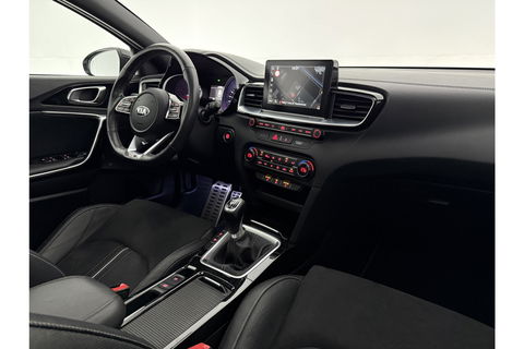 Kia pro_cee'd 1.4 T-GDI GT-PlusLine 140PK Pano Memory JBL Audio Parelmoer LED Clima Cruise Camera Carplay Navi PDC 17"LMV