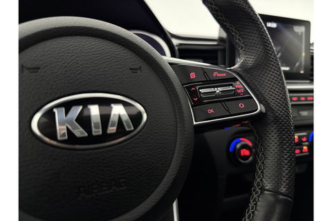 Kia pro_cee'd 1.4 T-GDI GT-PlusLine 140PK Pano Memory JBL Audio Parelmoer LED Clima Cruise Camera Carplay Navi PDC 17"LMV