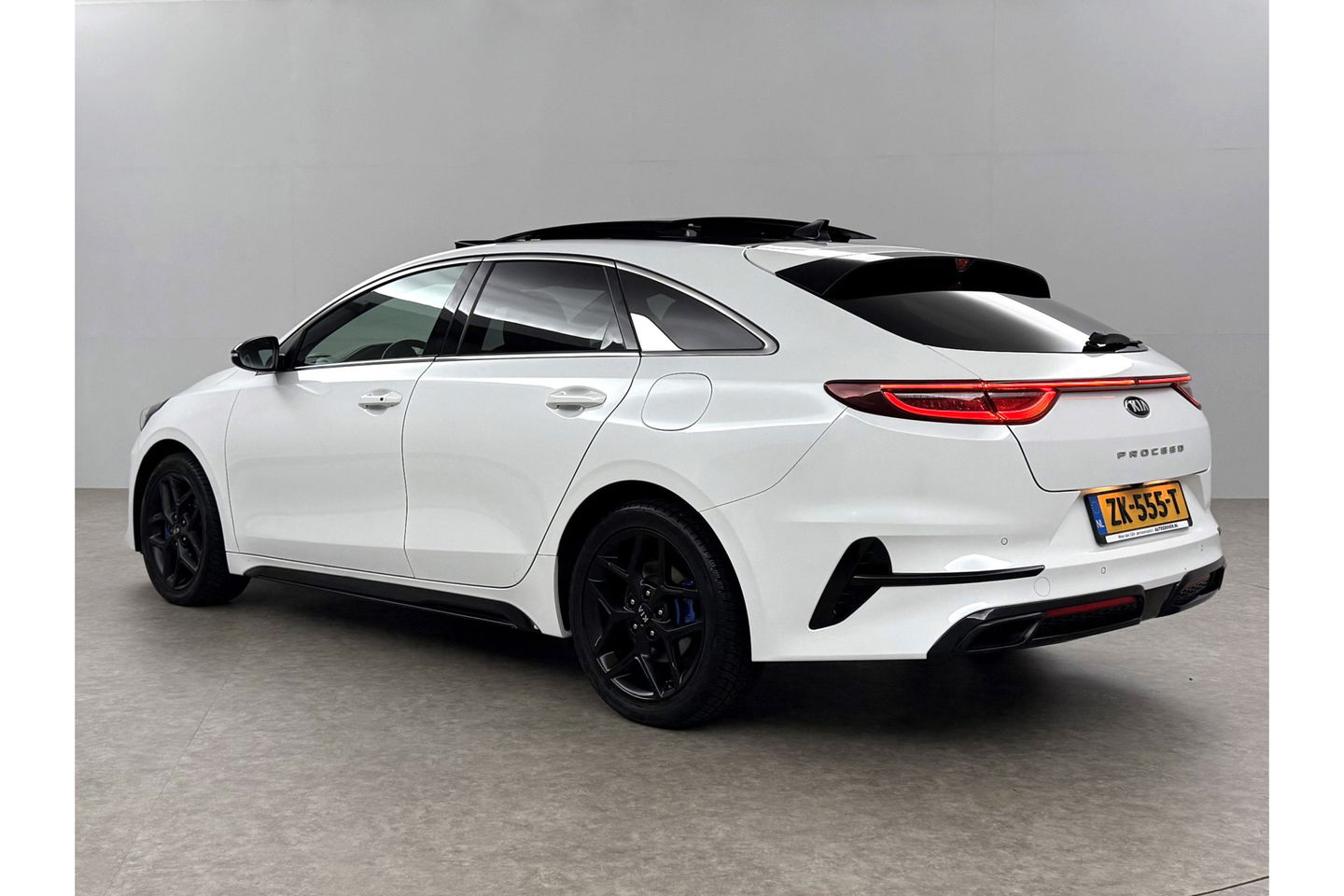 Kia pro_cee'd 1.4 T-GDI GT-PlusLine 140PK Pano Memory JBL Audio Parelmoer LED Clima Cruise Camera Carplay Navi PDC 17"LMV