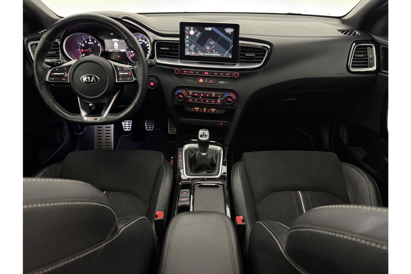 Kia pro_cee'd 1.4 T-GDI GT-PlusLine 140PK Pano Memory JBL Audio Parelmoer LED Clima Cruise Camera Carplay Navi PDC 17"LMV