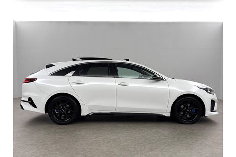 Kia pro_cee'd 1.4 T-GDI GT-PlusLine 140PK Pano Memory JBL Audio Parelmoer LED Clima Cruise Camera Carplay Navi PDC 17"LMV