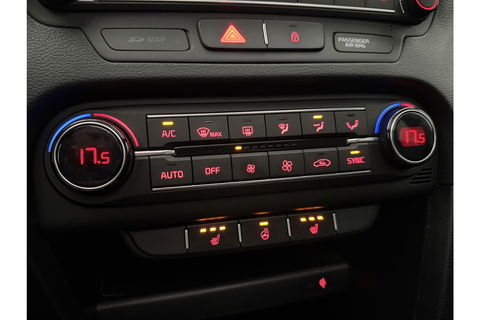 Kia pro_cee'd 1.4 T-GDI GT-PlusLine 140PK Pano Memory JBL Audio Parelmoer LED Clima Cruise Camera Carplay Navi PDC 17"LMV