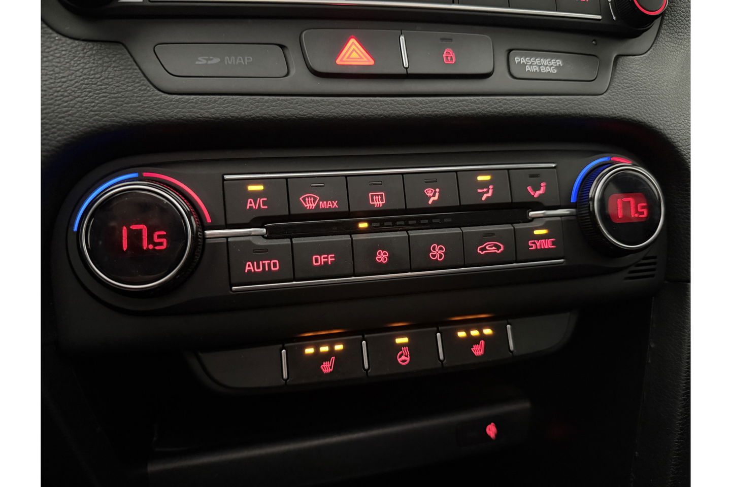 Kia pro_cee'd 1.4 T-GDI GT-PlusLine 140PK Pano Memory JBL Audio Parelmoer LED Clima Cruise Camera Carplay Navi PDC 17"LMV