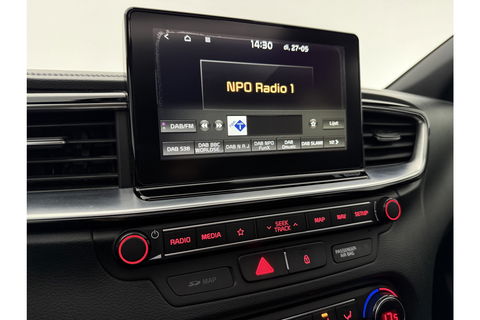 Kia pro_cee'd 1.4 T-GDI GT-PlusLine 140PK Pano Memory JBL Audio Parelmoer LED Clima Cruise Camera Carplay Navi PDC 17"LMV