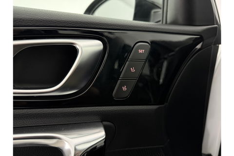 Kia pro_cee'd 1.4 T-GDI GT-PlusLine 140PK Pano Memory JBL Audio Parelmoer LED Clima Cruise Camera Carplay Navi PDC 17"LMV