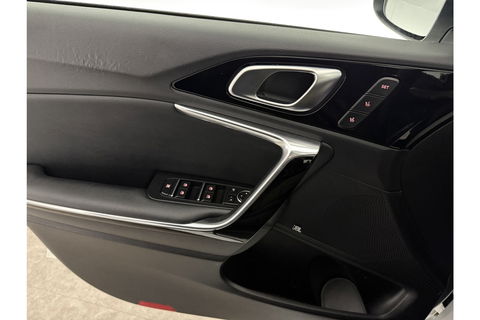 Kia pro_cee'd 1.4 T-GDI GT-PlusLine 140PK Pano Memory JBL Audio Parelmoer LED Clima Cruise Camera Carplay Navi PDC 17"LMV
