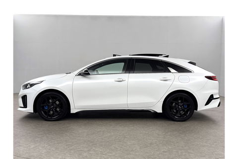 Kia pro_cee'd 1.4 T-GDI GT-PlusLine 140PK Pano Memory JBL Audio Parelmoer LED Clima Cruise Camera Carplay Navi PDC 17"LMV