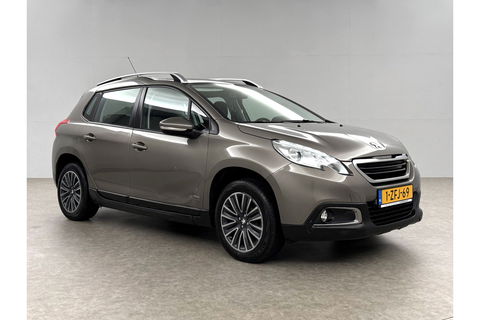 Peugeot 2008 1.2 PureTech Pano Airco Trekhaak LED Navigatie Parkeersensoren 16"LMV