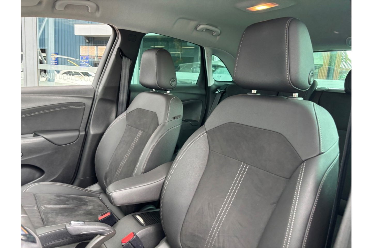 Opel Crossland 1.2 TURBO ELEGANCE 110PK AIRCO LMV NAVI PDC-CAMERA