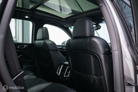 Porsche Cayenne 3.0 S E-Hybrid 416 pk | NL auto NAP | Rijklaarprijs | Bose | Panoramadak | 21 inch | Meteorgrey |