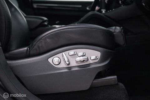 Porsche Cayenne 3.0 S E-Hybrid 416 pk | NL auto NAP | Rijklaarprijs | Bose | Panoramadak | 21 inch | Meteorgrey |
