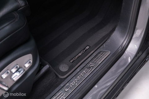 Porsche Cayenne 3.0 S E-Hybrid 416 pk | NL auto NAP | Rijklaarprijs | Bose | Panoramadak | 21 inch | Meteorgrey |
