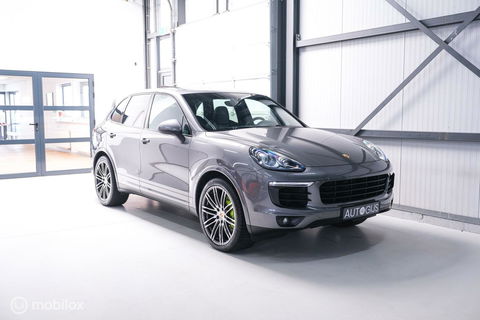 Porsche Cayenne 3.0 S E-Hybrid 416 pk | NL auto NAP | Rijklaarprijs | Bose | Panoramadak | 21 inch | Meteorgrey |