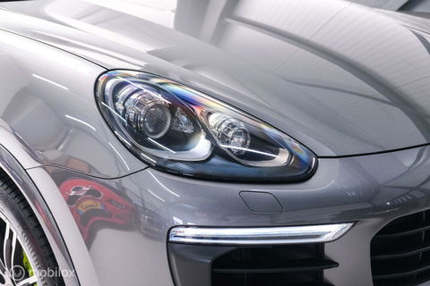 Porsche Cayenne 3.0 S E-Hybrid 416 pk | NL auto NAP | Rijklaarprijs | Bose | Panoramadak | 21 inch | Meteorgrey |