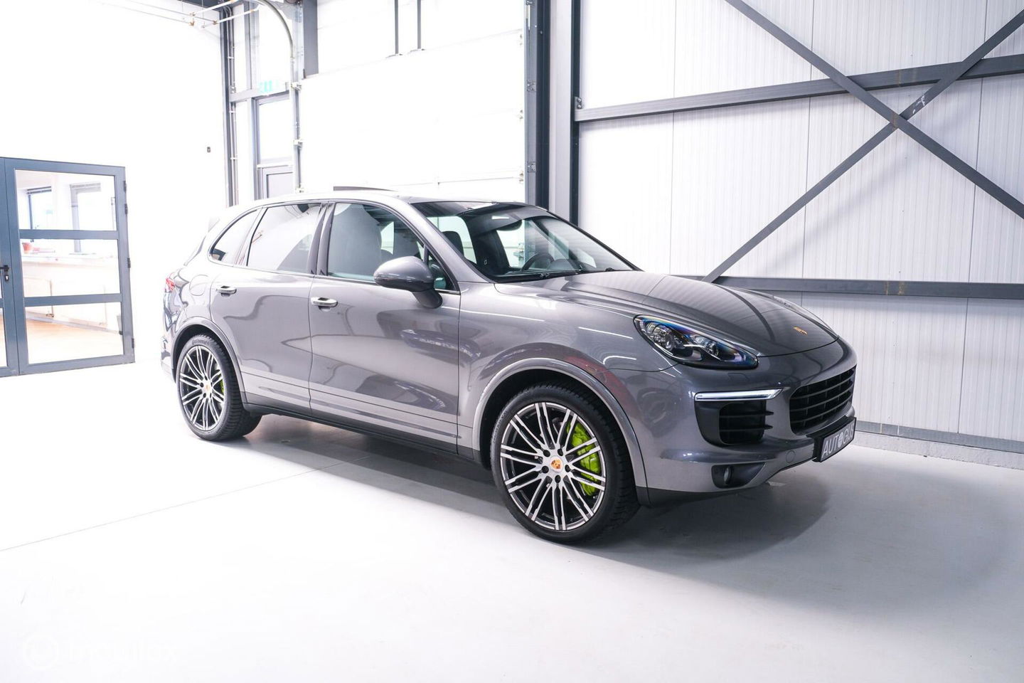 Porsche Cayenne 3.0 S E-Hybrid 416 pk | NL auto NAP | Rijklaarprijs | Bose | Panoramadak | 21 inch | Meteorgrey |