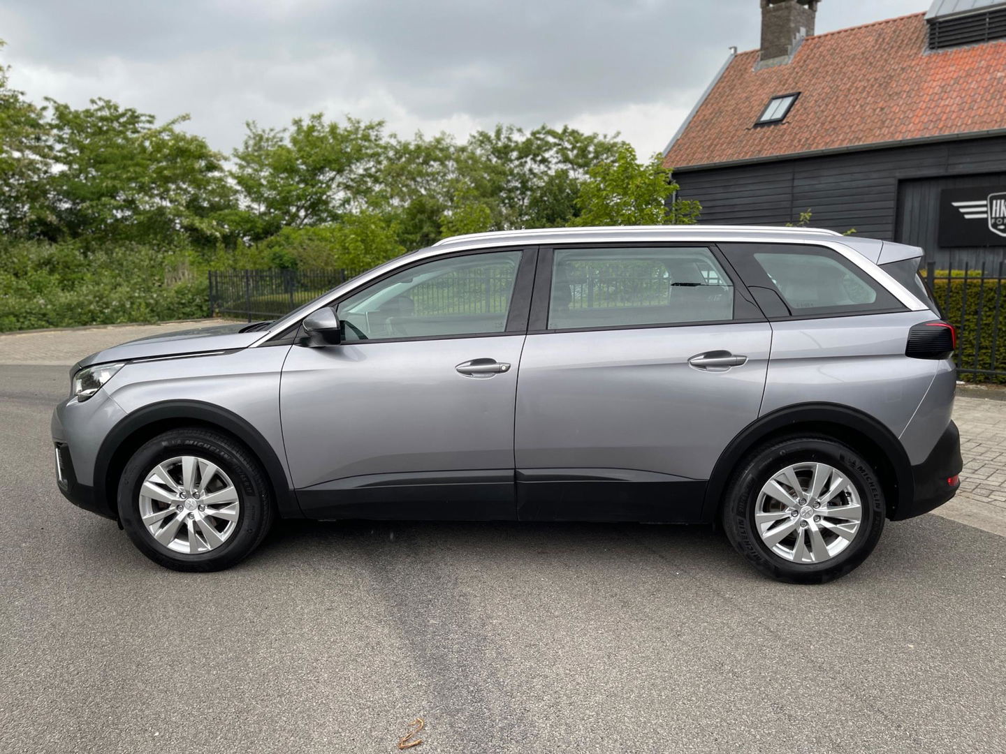 Peugeot 5008 1.2 PureTech BLEU LEASE EXCUTIVE 7-PERSOONS