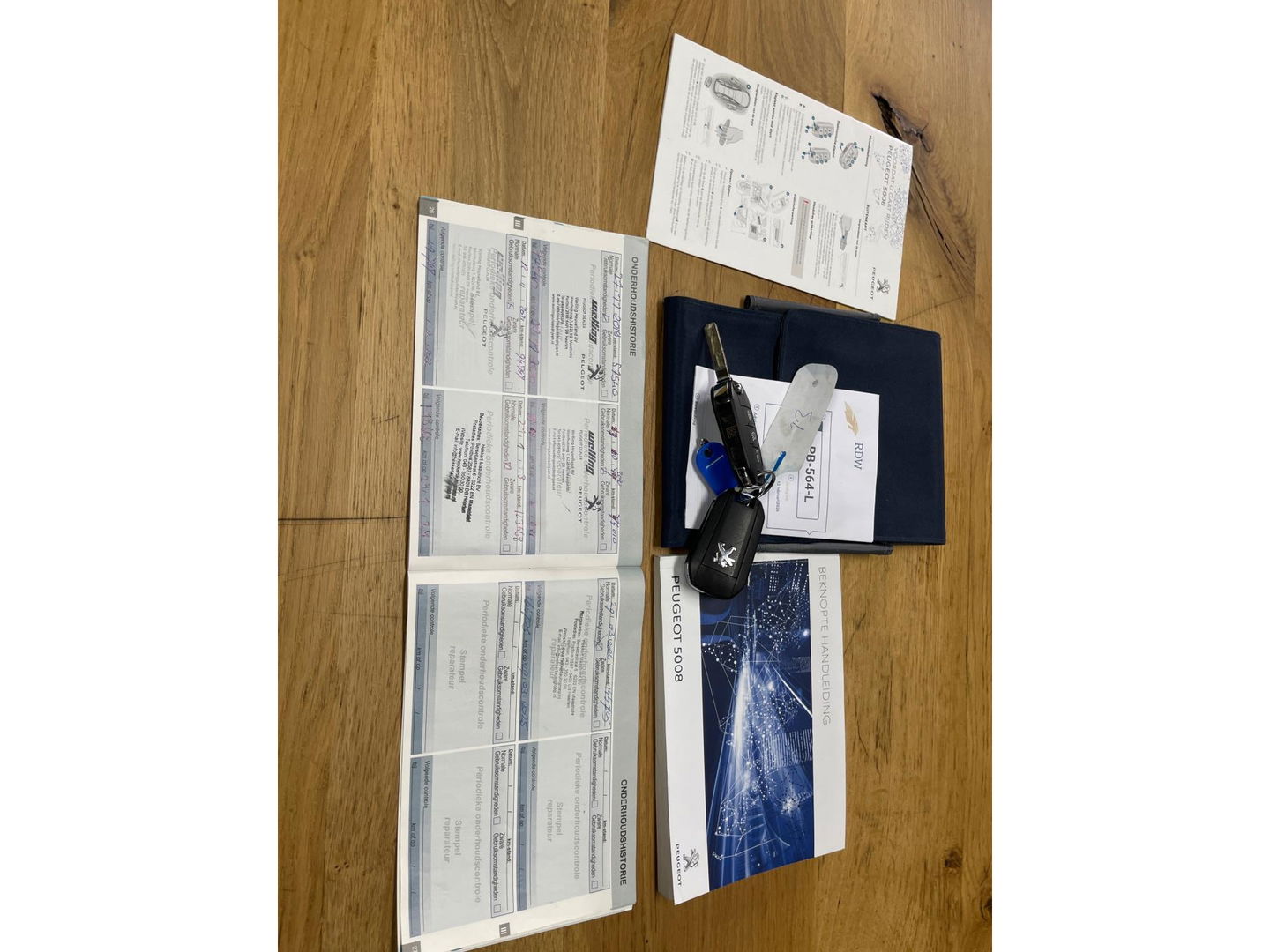 Peugeot 5008 1.2 PureTech BLEU LEASE EXCUTIVE 7-PERSOONS