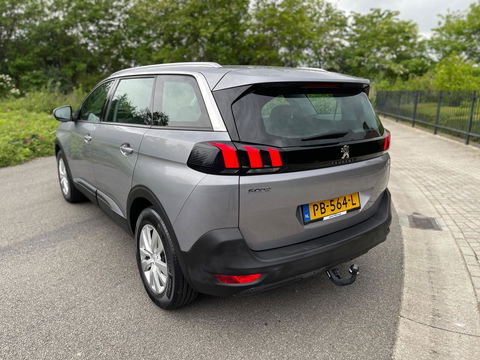 Peugeot 5008 1.2 PureTech BLEU LEASE EXCUTIVE 7-PERSOONS