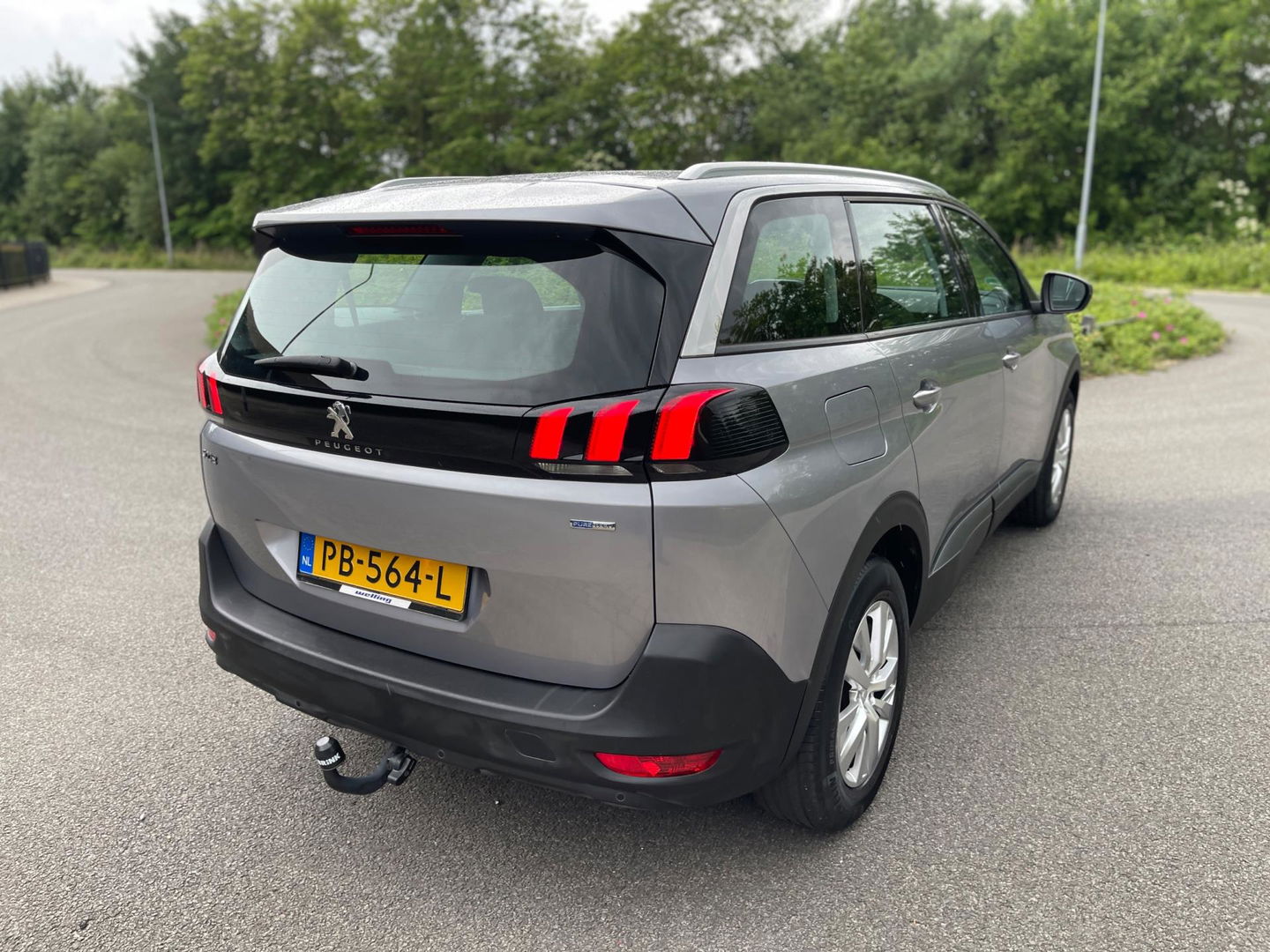 Peugeot 5008 1.2 PureTech BLEU LEASE EXCUTIVE 7-PERSOONS