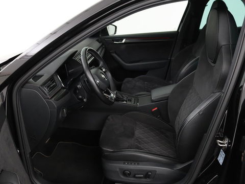 Škoda Superb 1.4 TSI iV Sportline | Leder/Alcantara | Stoel & stuurverwarming | Adaptive cruise | Matrix LED | Camera | Navigatie | Keyless | Carplay | Navigatie | Memory | Virtual Cockpit | PHEV