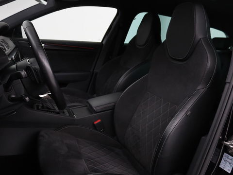 Škoda Superb 1.4 TSI iV Sportline | Leder/Alcantara | Stoel & stuurverwarming | Adaptive cruise | Matrix LED | Camera | Navigatie | Keyless | Carplay | Navigatie | Memory | Virtual Cockpit | PHEV