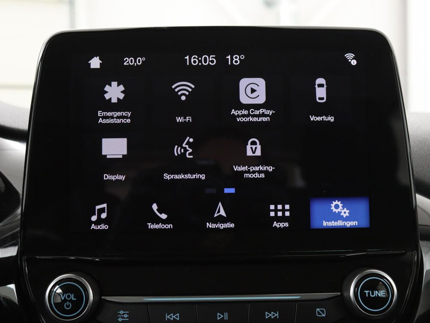 Ford Fiesta 1.0 EcoBoost Titanium | Stoel & stuurverwarming | B&O Sound | Adaptive cruise | Camera | Carplay | Park Assist | Navigatie | Climate control
