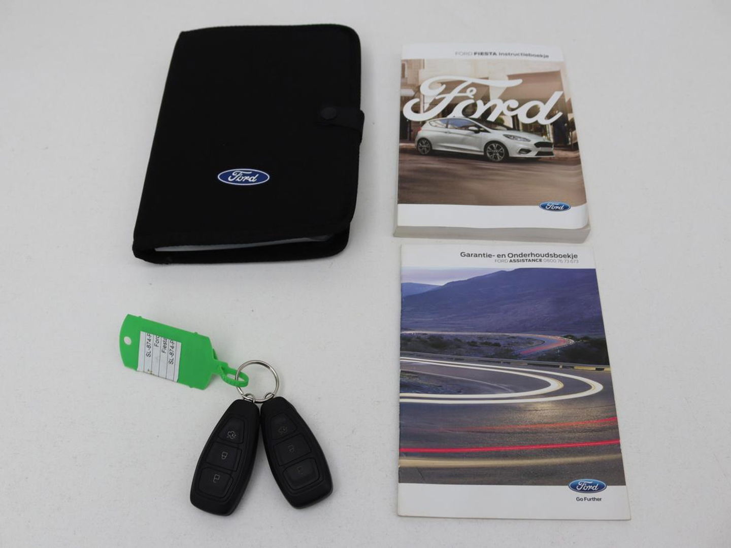 Ford Fiesta 1.0 EcoBoost Titanium | Stoel & stuurverwarming | B&O Sound | Adaptive cruise | Camera | Carplay | Park Assist | Navigatie | Climate control