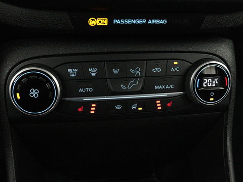 Ford Fiesta 1.0 EcoBoost Titanium | Stoel & stuurverwarming | B&O Sound | Adaptive cruise | Camera | Carplay | Park Assist | Navigatie | Climate control