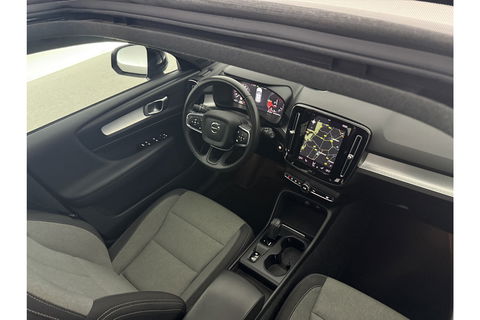 Volvo XC40 1.5 T5 Recharge Inscription Hybride 262PK Camera LED Carplay Trekhaak Pano 19"LMV Navi Virtual Clima PDC Stoel/Stuurverwarming