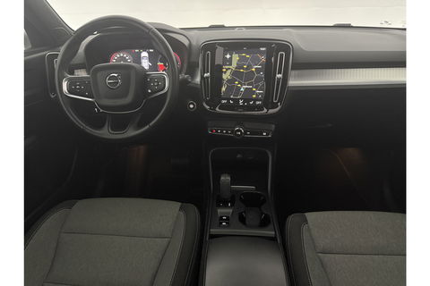 Volvo XC40 1.5 T5 Recharge Inscription Hybride 262PK Camera LED Carplay Trekhaak Pano 19"LMV Navi Virtual Clima PDC Stoel/Stuurverwarming